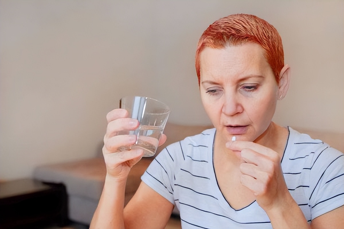 什么原因导致某处臭味不散,女性私部有异味用什么