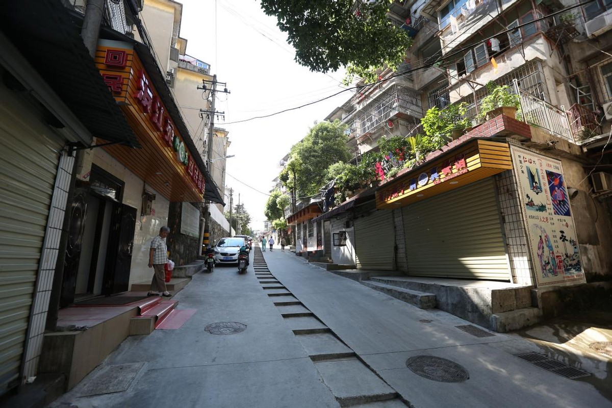 南宁一夜市摊主致人死亡,南宁市盲人夜市