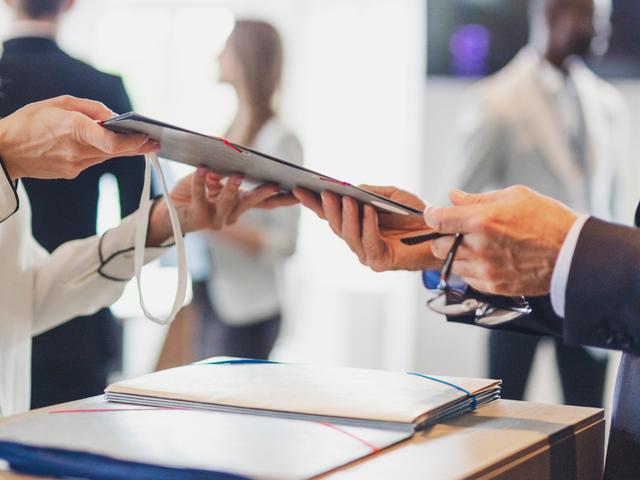 ktv想加菜品怎么办营业执照,火锅店ktv营业执照