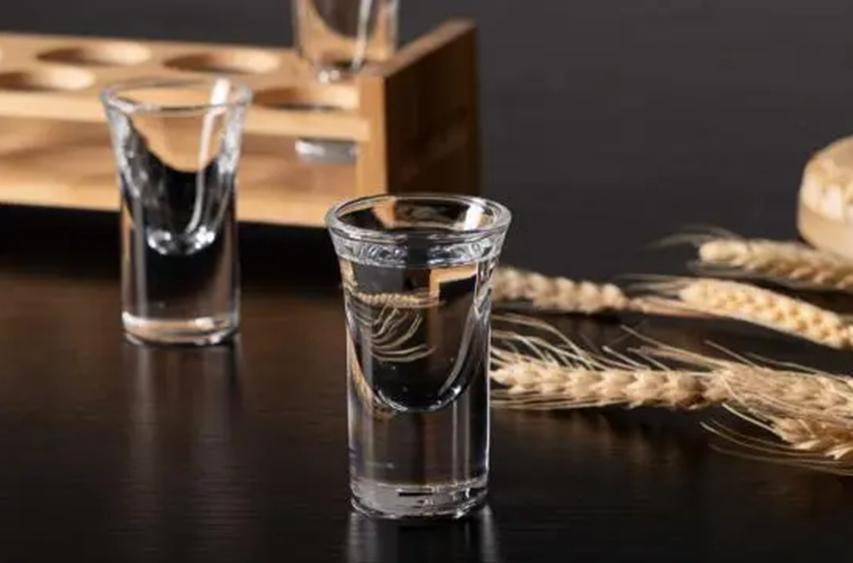 网上买白酒便宜一半,资深酒友白酒推荐哪款最好