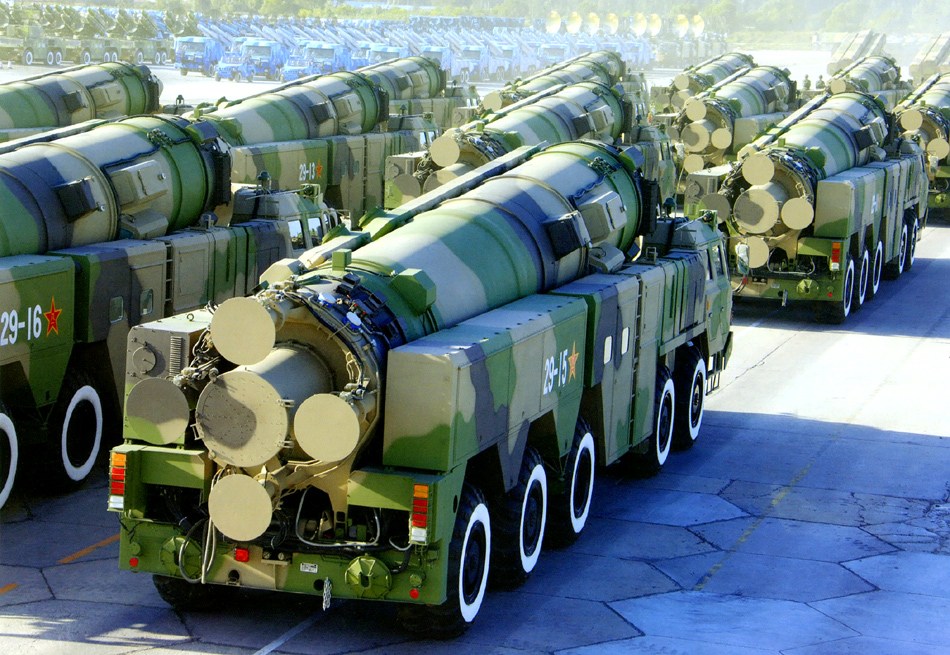 哪些国家能单独击败解放军？美国五星上将：脑子有病才和中国开战