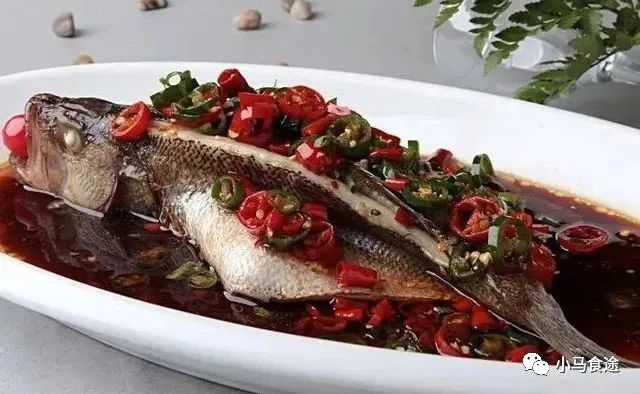 夏季必备菜品鱼肉鲜美回味无穷,家常鱼最好吃的做法川味