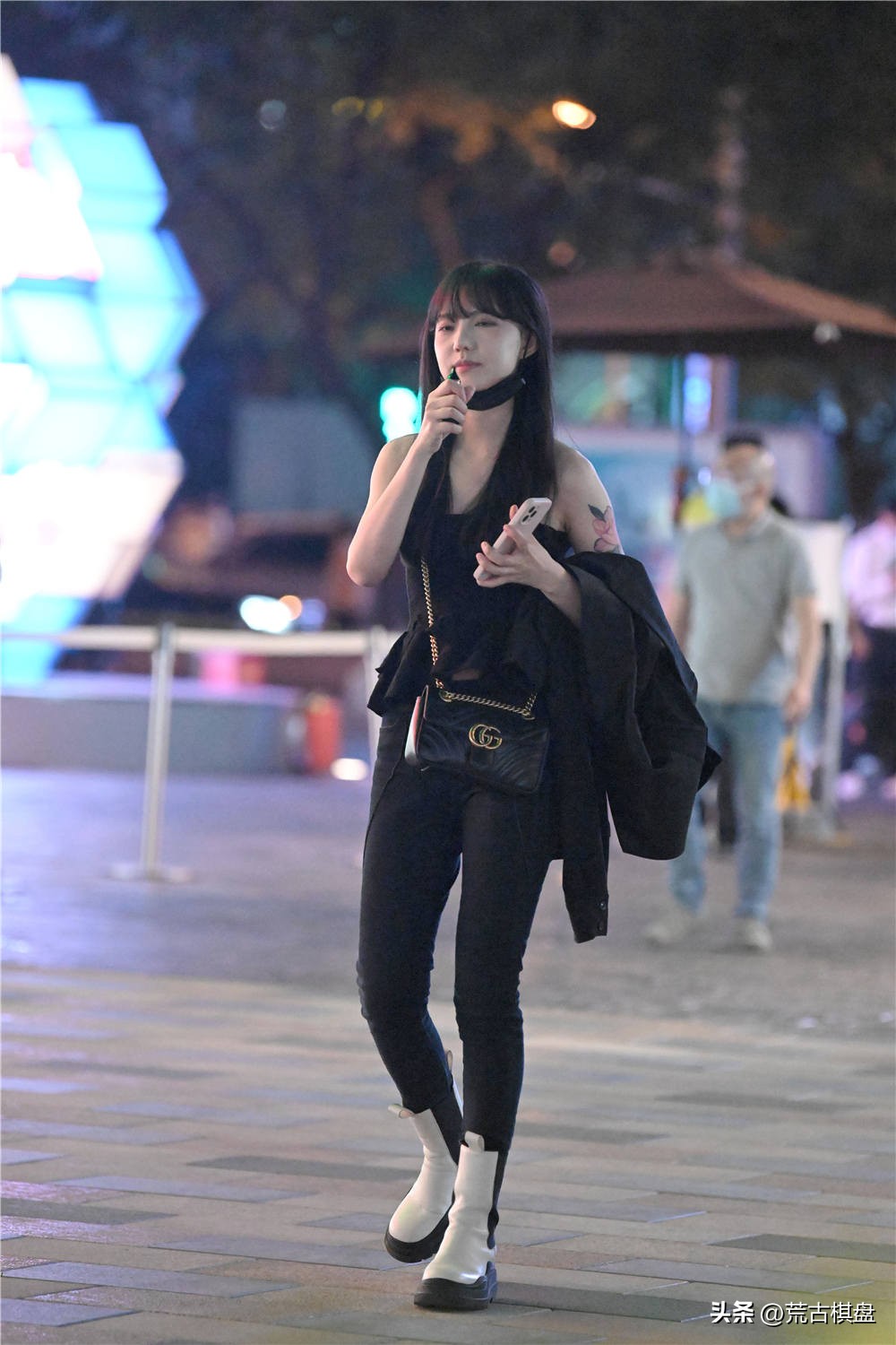 冬天淑女短靴怎么搭配好看,搭配短靴的秋冬穿搭