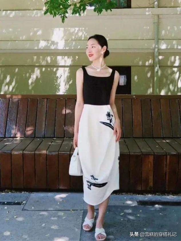 最流行40岁的打底中长款裙,40岁直筒裙时尚洋气