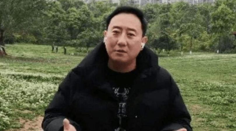 网红交警谭乔名场面,拯救无数司机的“网红交警”谭乔