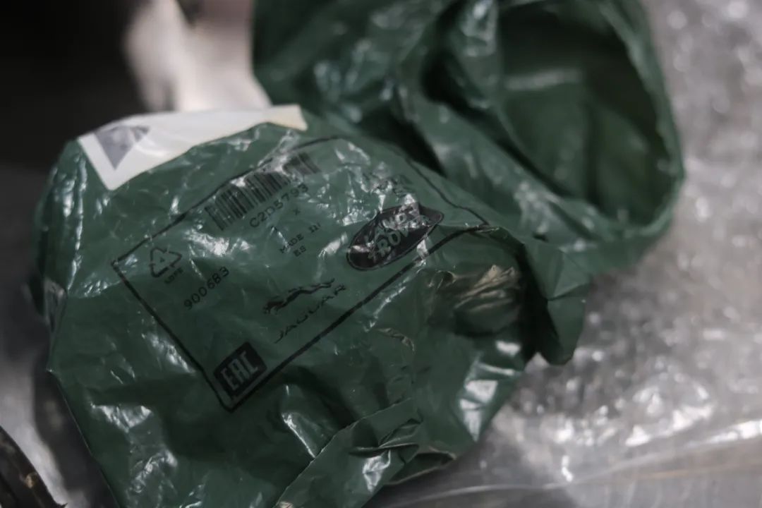 捷豹xjl内饰翻新出售价格,捷豹xjl汽车翻新改造全过程