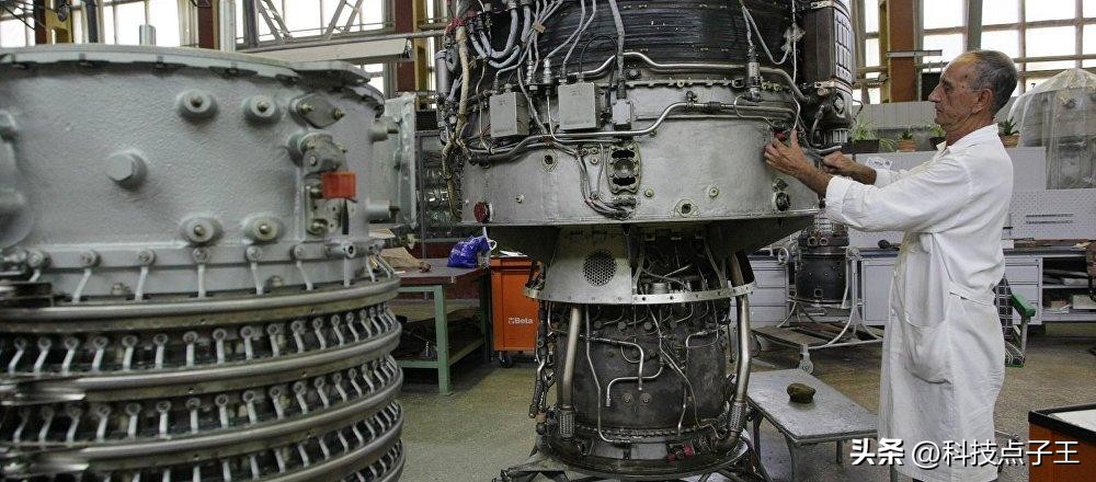 乌克兰欠美国多少武器债,乌克兰欠的军费怎么还