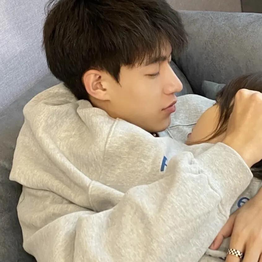 不易被发现的情侣头像男生,那些让男生无法拒绝的情侣头像