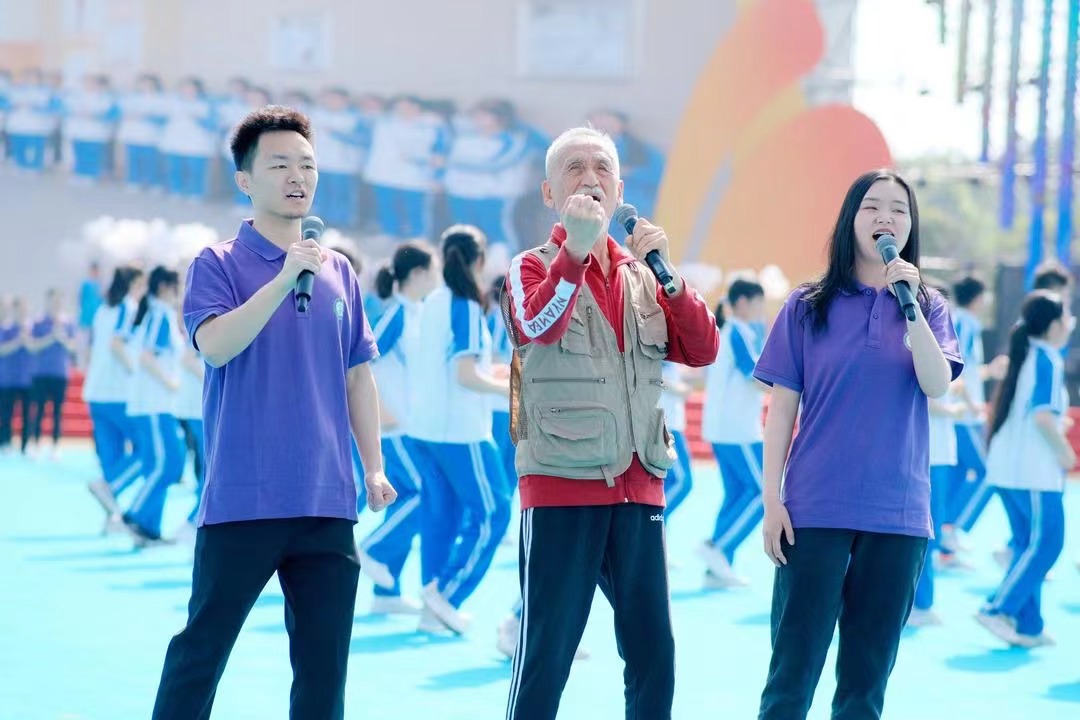 双流棠湖中学30周年校庆,棠湖中学三十周年