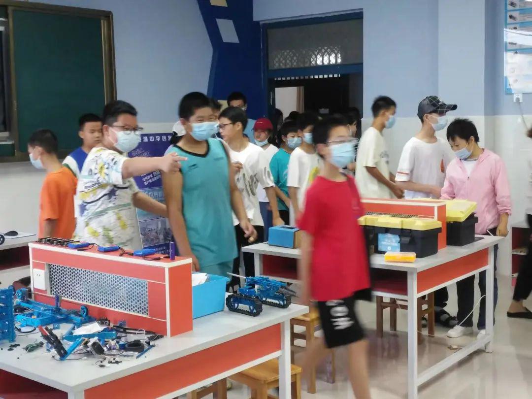 信阳市南湾湖风景区中学:少年心事当凌云,飞扬青春入南湖