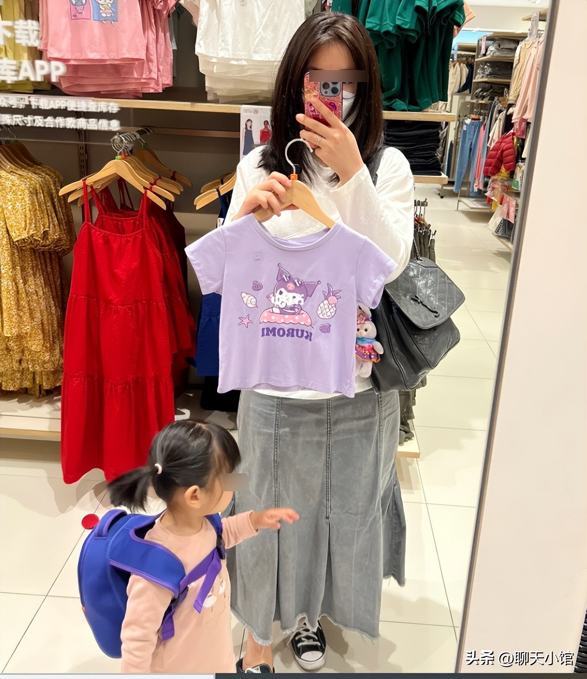 女网红优衣库迷惑行为引群嘲,优衣库童装试穿博主吐槽