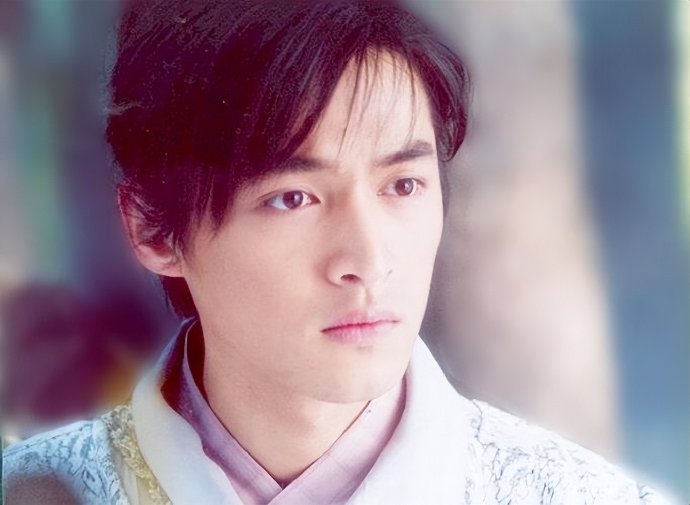 车祸后如何评价胡歌,胡歌车祸前后差别大吗