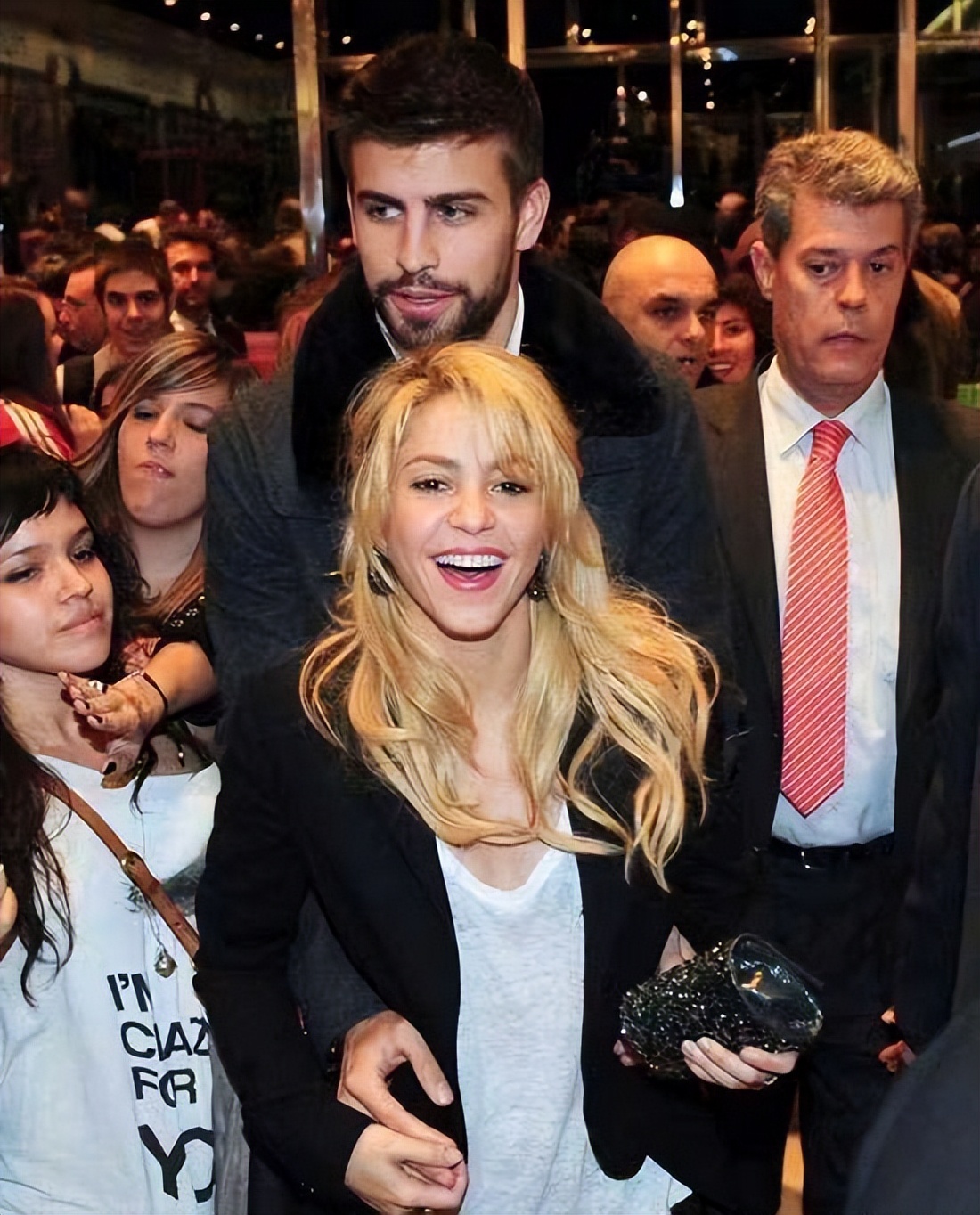 夏奇拉和皮克甜蜜视频,夏奇拉皮克恋爱曝光