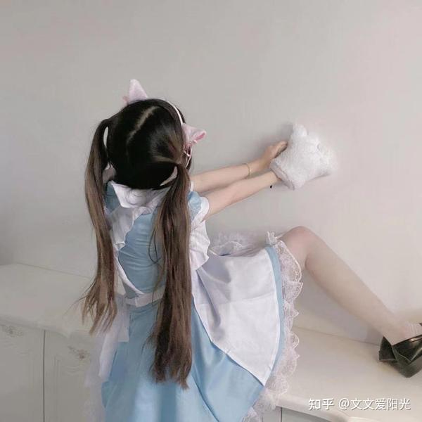 女生怎么穿长筒袜好看,女生怎么穿袜夹