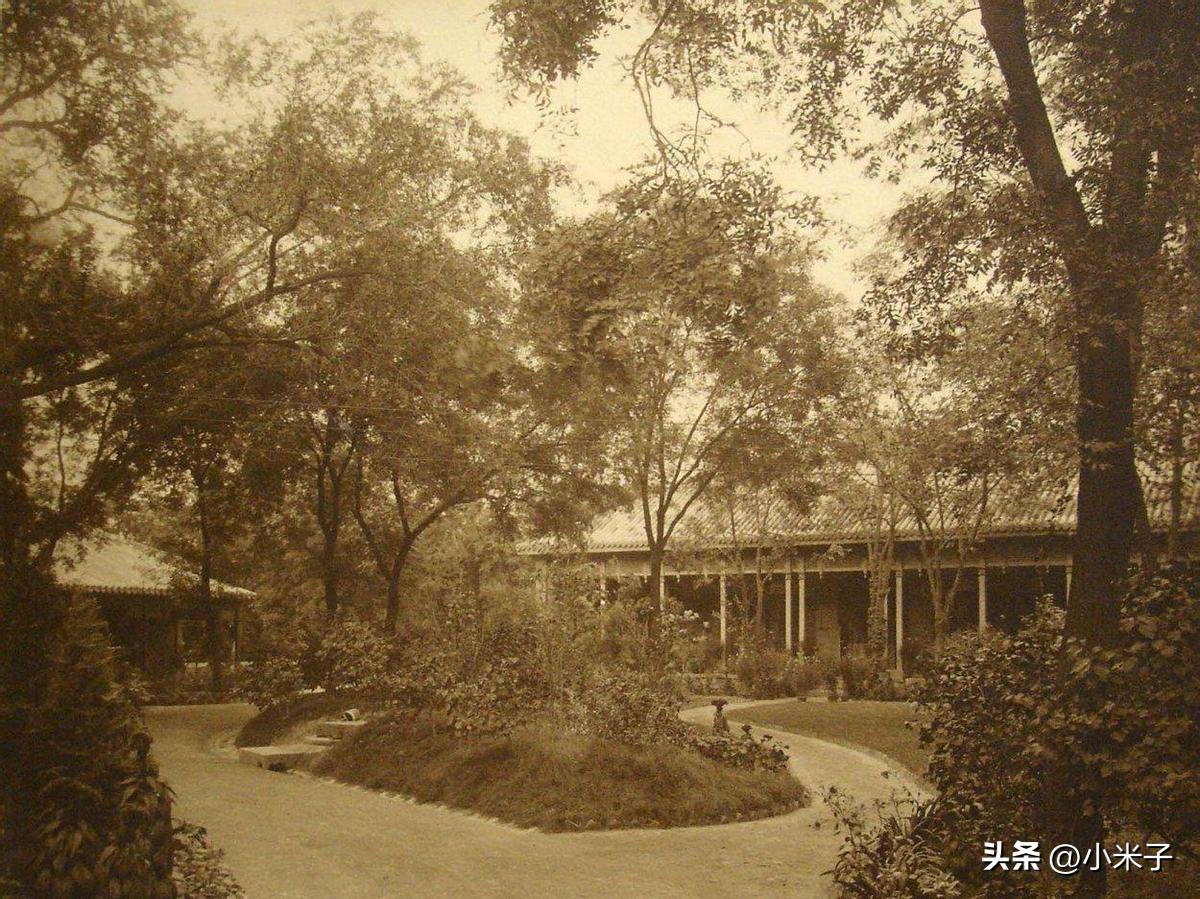 日军日记：*安妇慰**不服从管教，我很愤怒，用*刀刺**插入她的*体下**