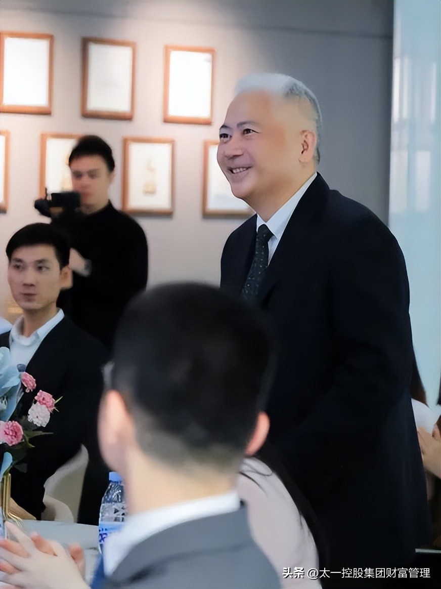 太一控股集团与盈科律所达成战略合作“顶峰相遇·联袂聚力”