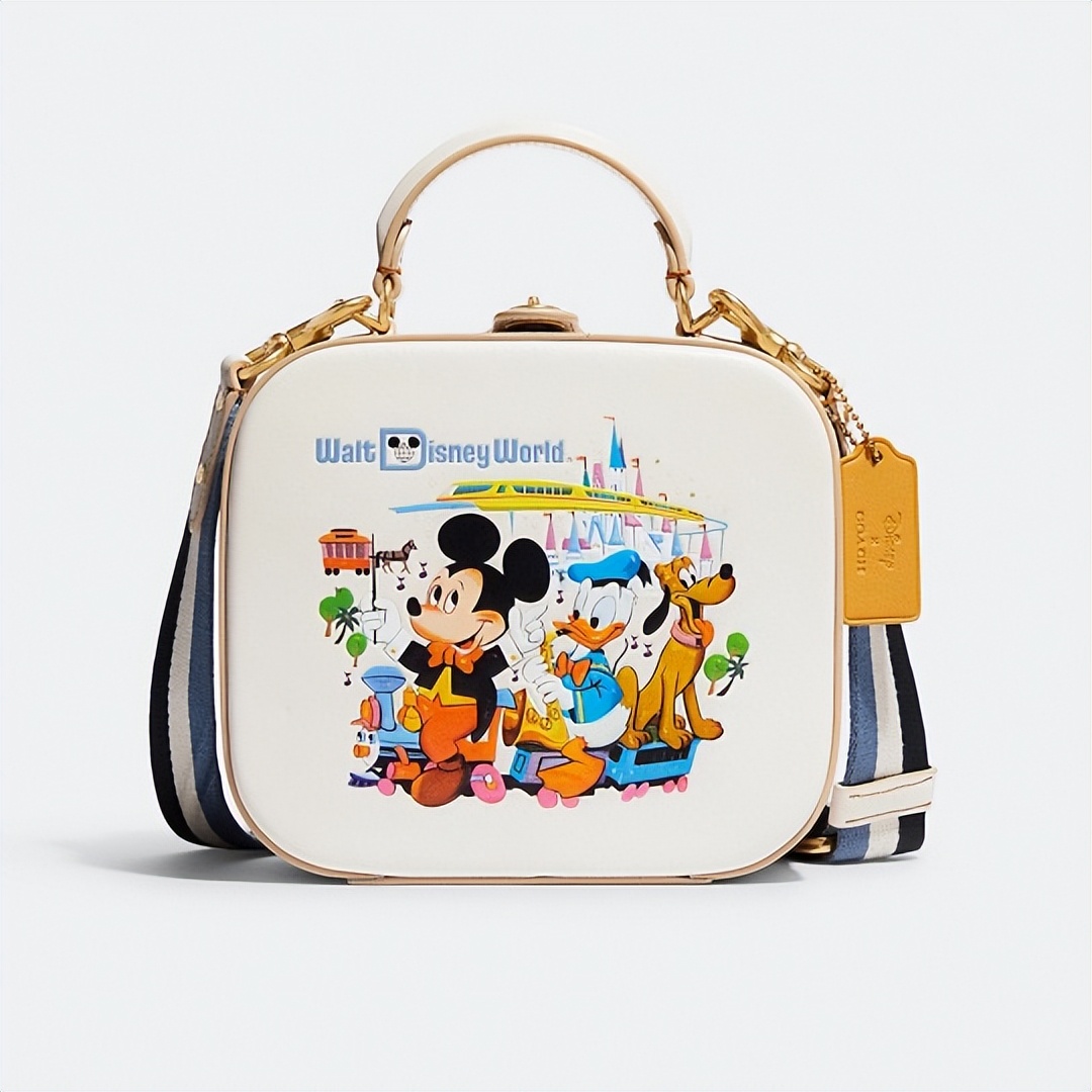 coach和迪士尼联名包米奇,coach双肩包迪士尼联名二手