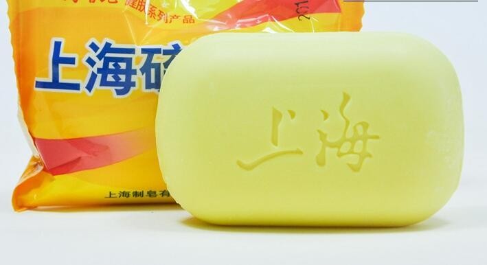 一女子坚持上海药皂洗头半年,一女子坚持硫磺皂洗头半年生发