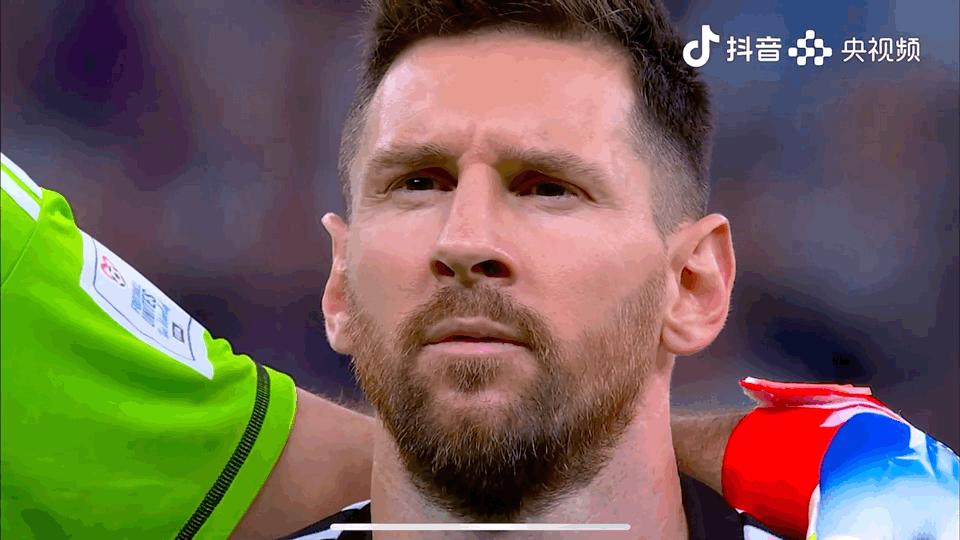 世界杯上梅西的眼泪,梅西世界杯把回忆留给自己