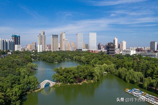 江淮大地，八皖之乡。新一届中央委员和候补委员中有多少安徽人？