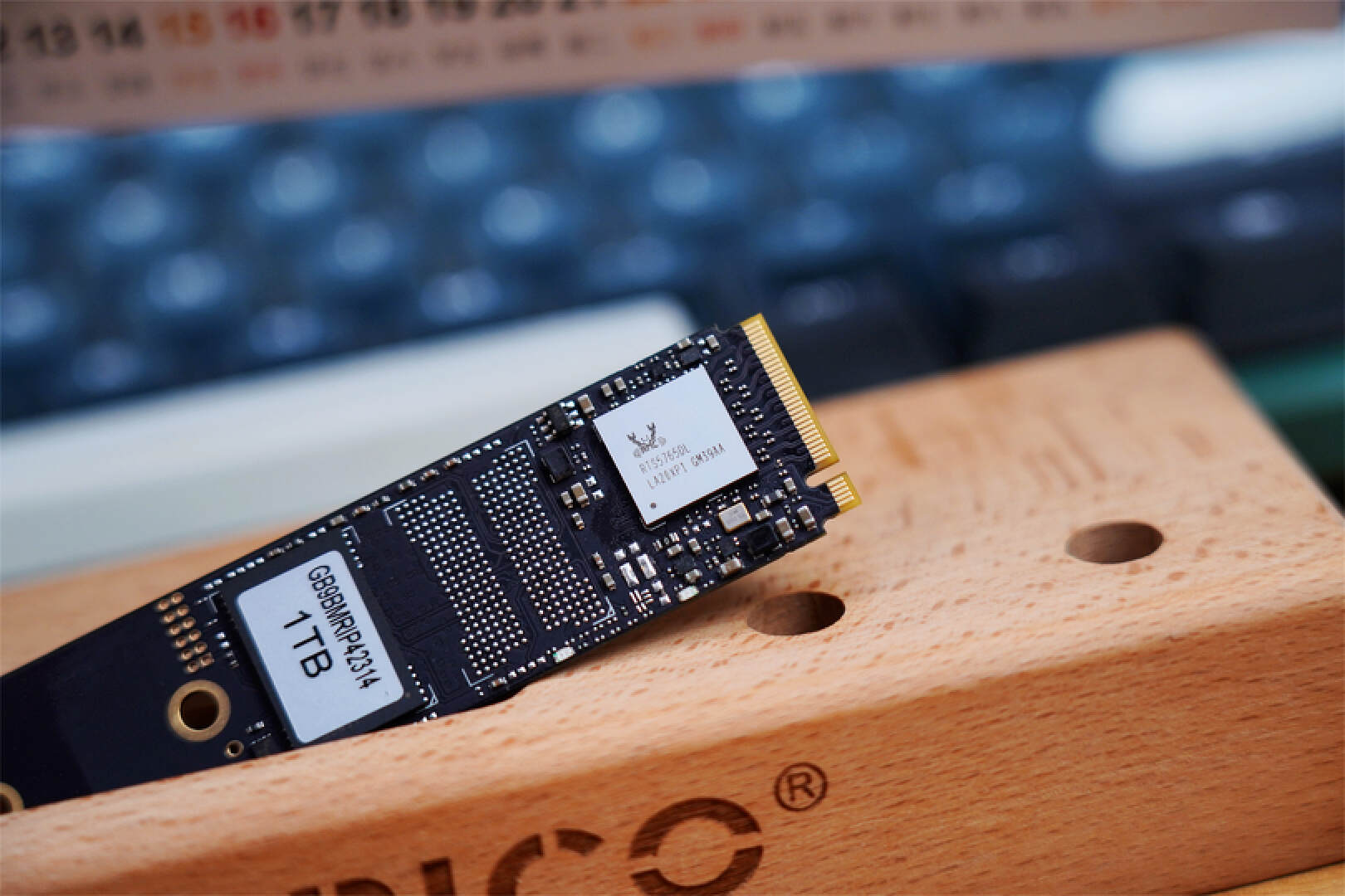 金邦p3固态硬盘多少钱,固态硬盘满399减50爆款商品