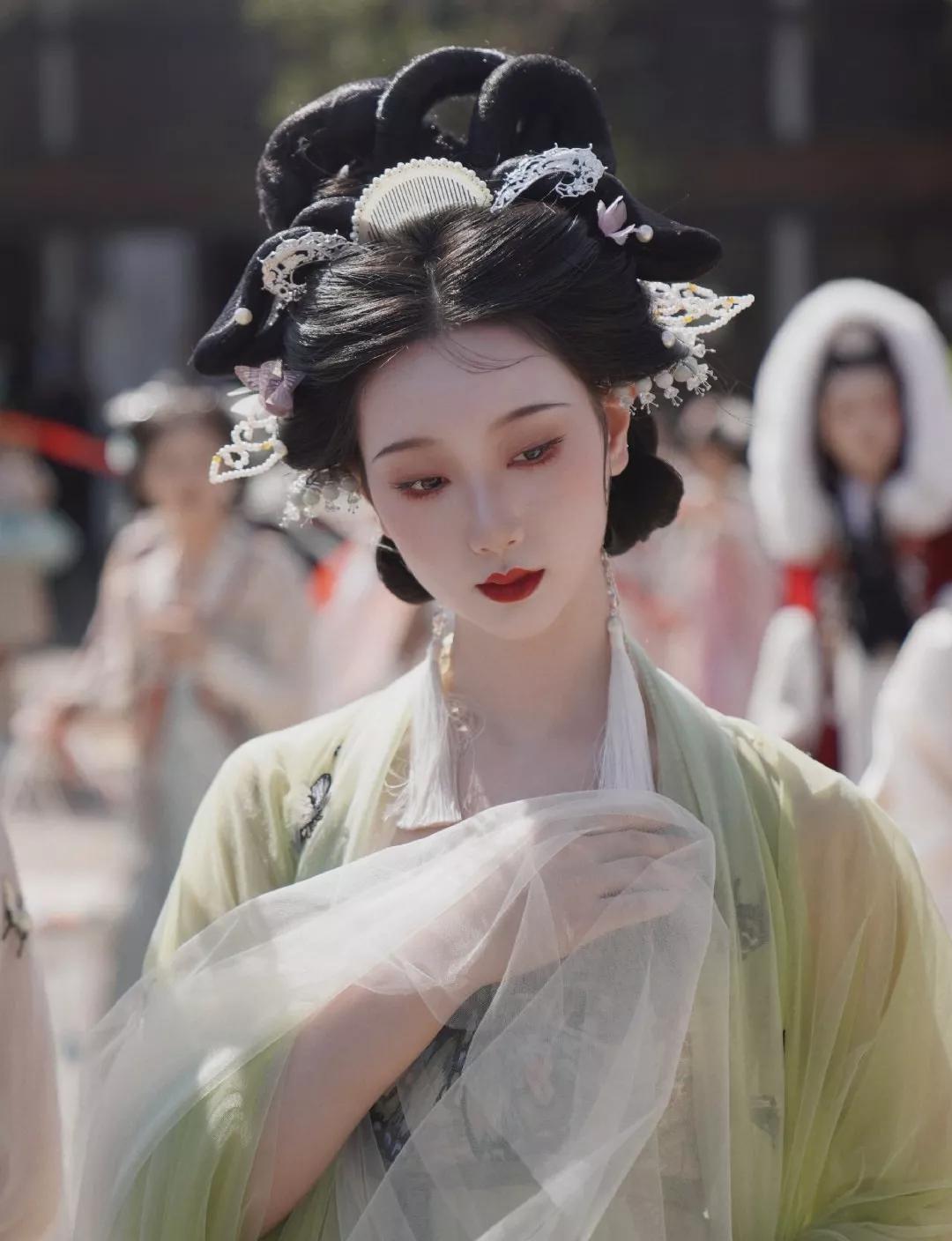 国人都是眯眯眼吗,眯眯眼在外国人眼里