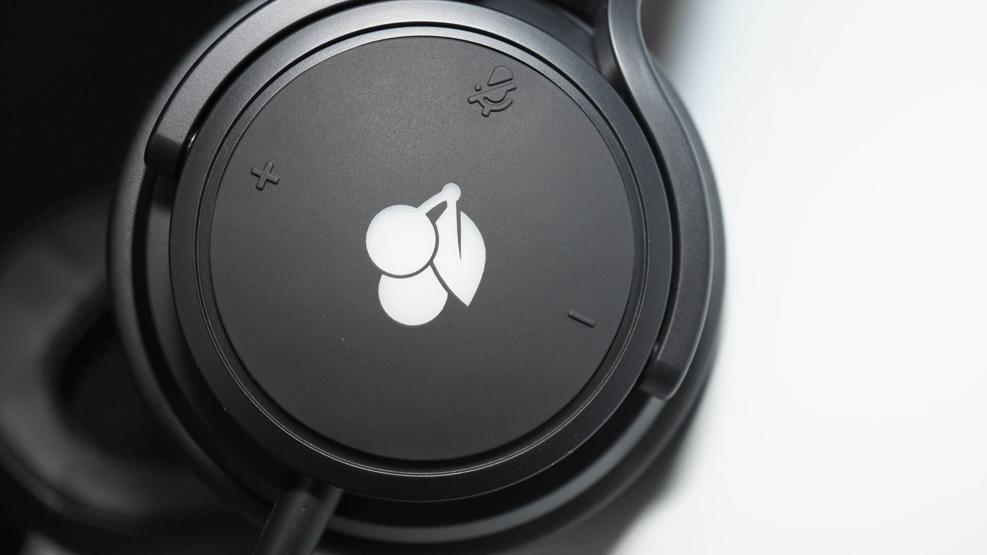 cherry樱桃mx8.0rgb彩光机械键盘,cherry樱桃mx8.0机械键盘什么水平