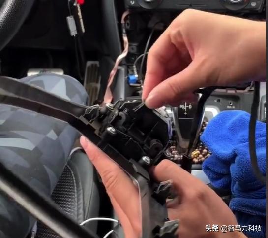 2015骞村疂椹瑇6carplay杩炴帴鏂规硶,瀹濋┈x6鏃犵嚎carplay鐩掑瓙