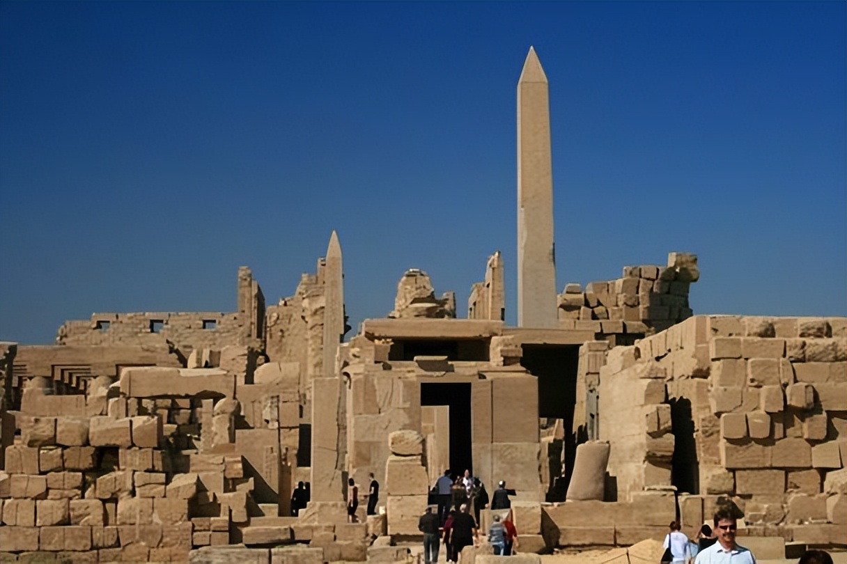 法老的文化使者？古埃及方尖碑漂洋过海记，昂撒匪帮如今还在争论
