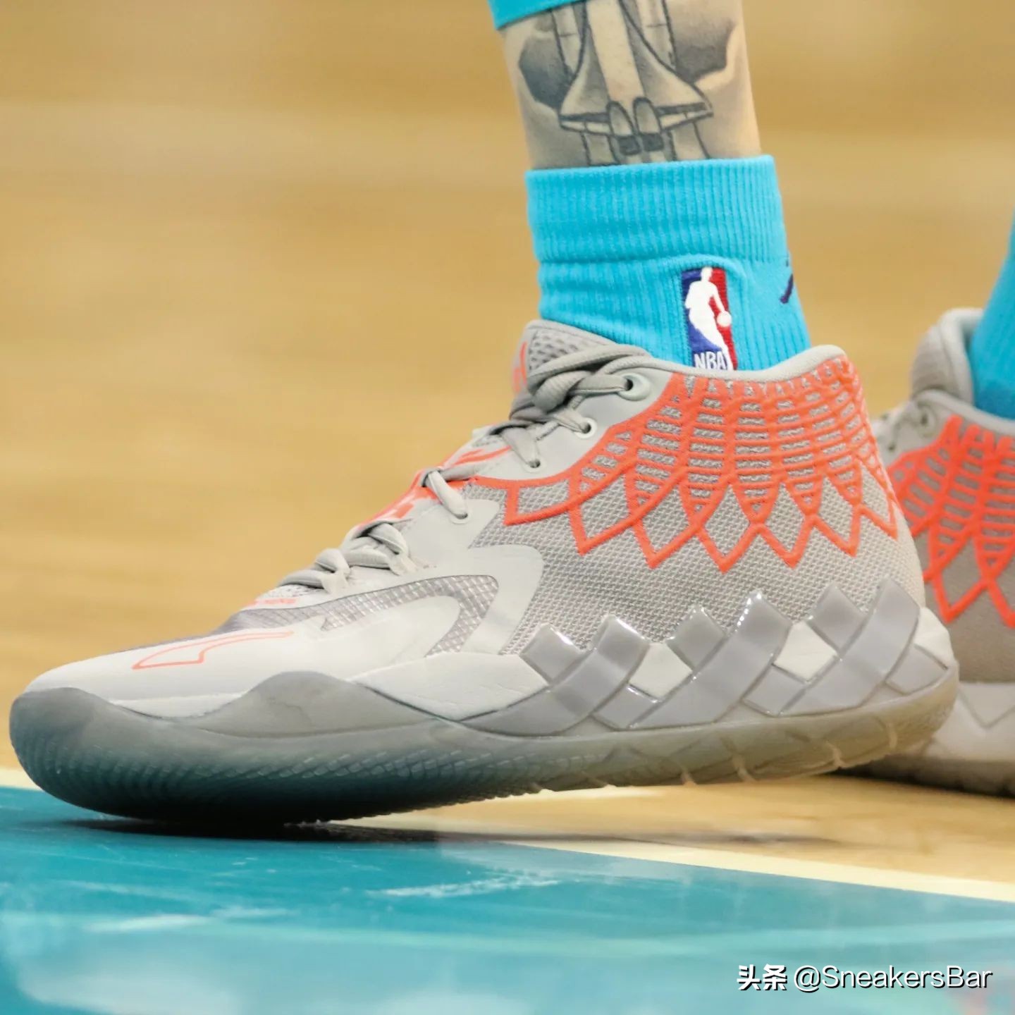 今日nba球星上脚球鞋一览 (nba球星球鞋每日上脚詹姆斯)