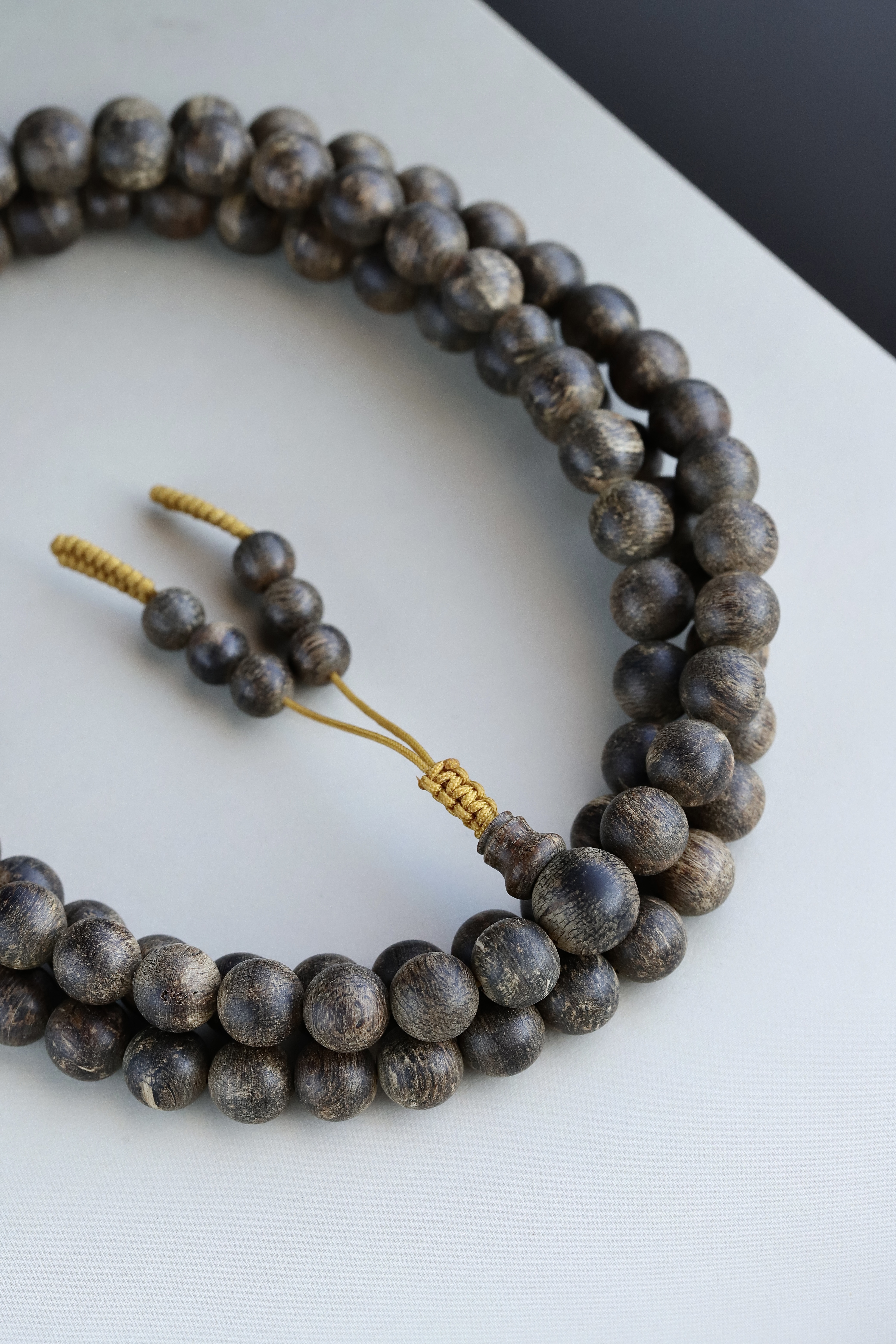 达拉干沉香沉水老料项链,达拉干虎斑纹沉香真能沉水吗