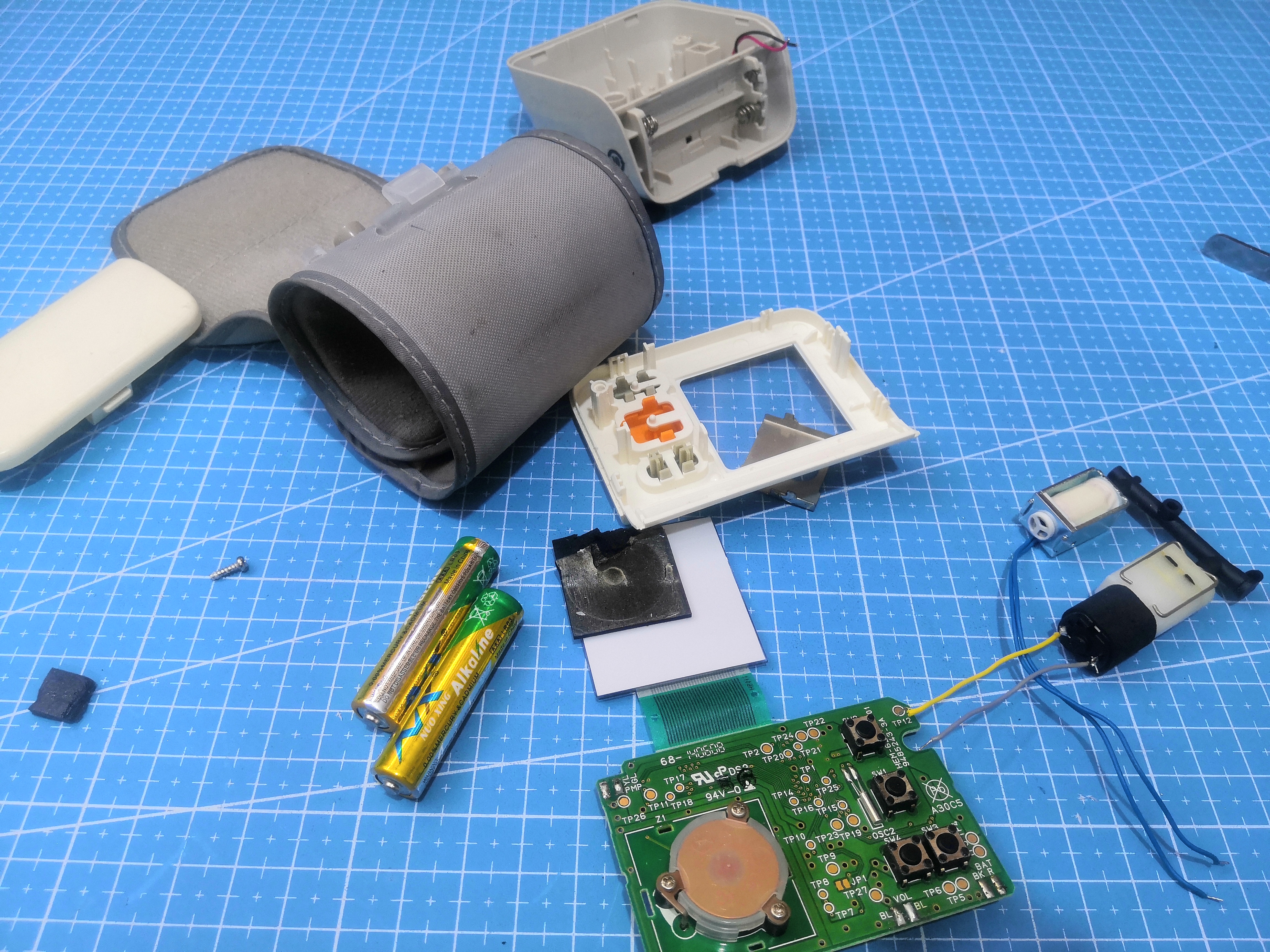 欧姆龙血压计hem-6200价格,omronhem8102a电子血压计调节方法