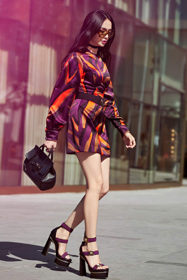 等你老了：请务必远离这5种“老年鞋”，妈妈们还总爱买