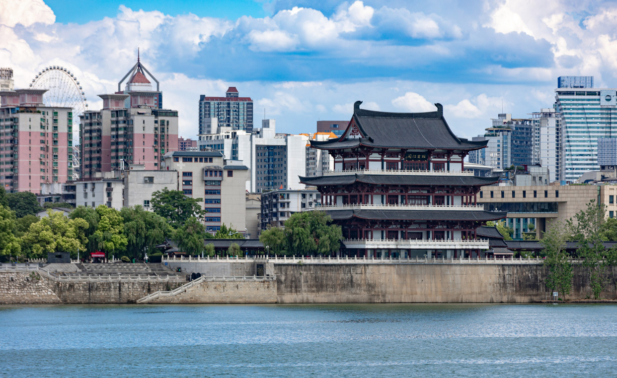 合肥城建水平与一线城市差距大，不如长沙郑州，对标武汉还很遥远