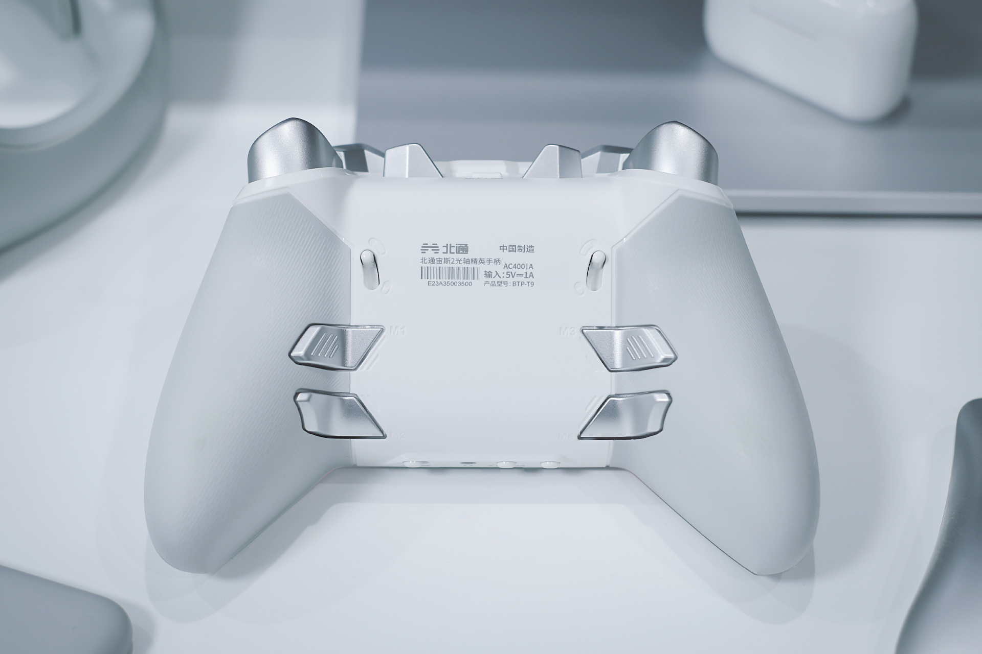 北通宙斯2手柄玩什么游戏好,北通宙斯2精英手柄体验