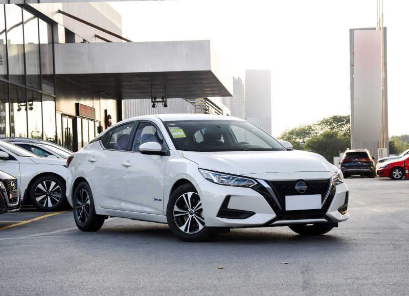 2022比亚迪宋plusdmi尊贵版时空灰,国产轿车排行榜前十名比亚迪