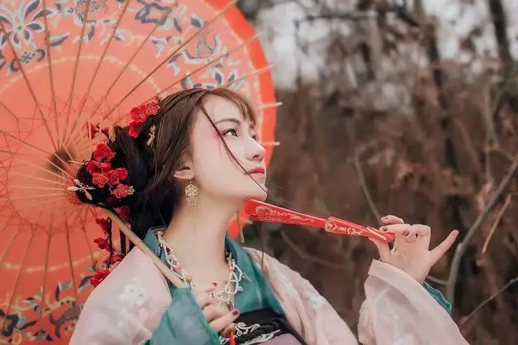 当我穿成了霸道总裁晋江,穿成霸道总裁的小说