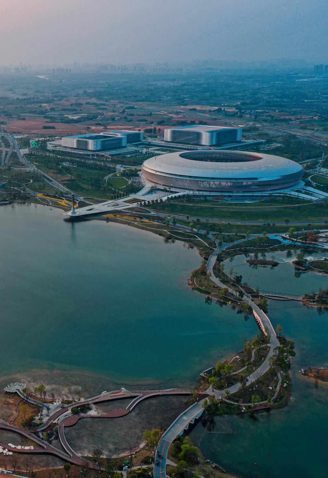 生活在公园城市,生活在公园城市里