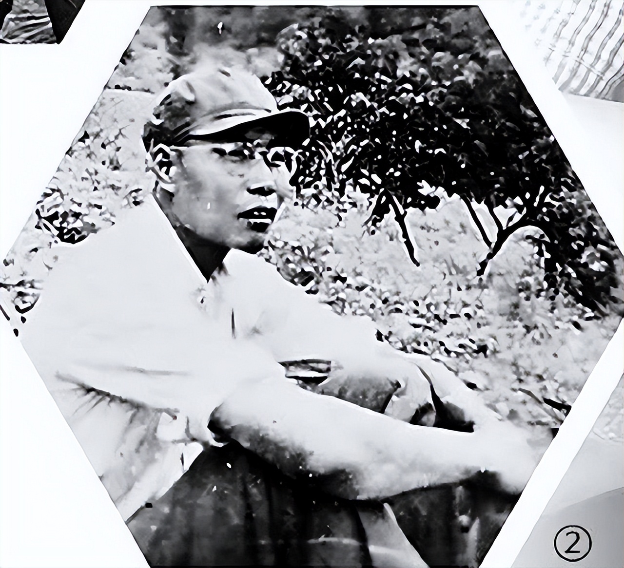 1953年，志愿军师长负伤后回家探亲，发现拉车的车夫就是父亲