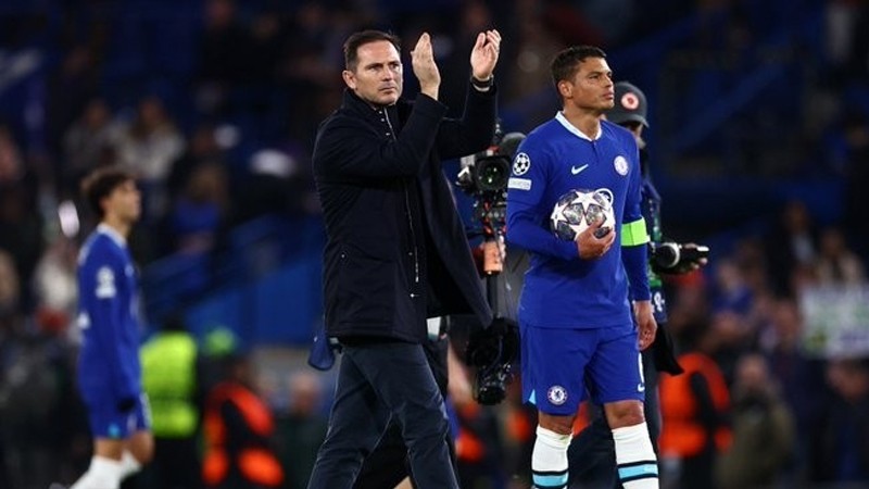 英超两场补赛曼联曼城获胜,英超第20轮曼联对曼城赛后分析