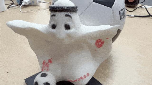 学生制作|世界杯狂欢季，get这款“智能球鞋”你也能突出重围