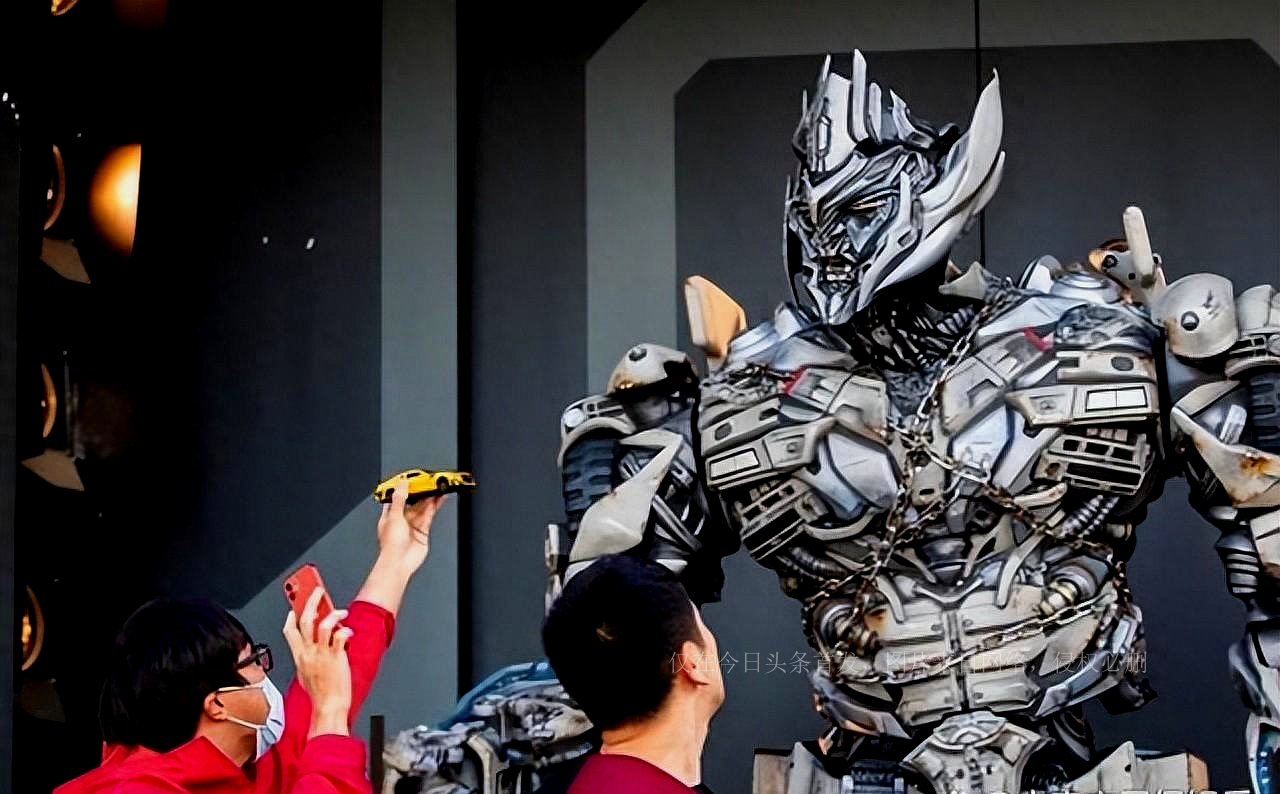 环球影城威震天扮演者是不是很累,威震天话痨扮演者本人抖音