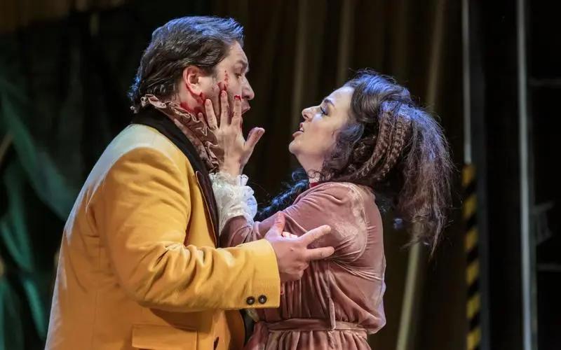 她心情平静钢琴伴奏音频,她心情平静咏叹调解析