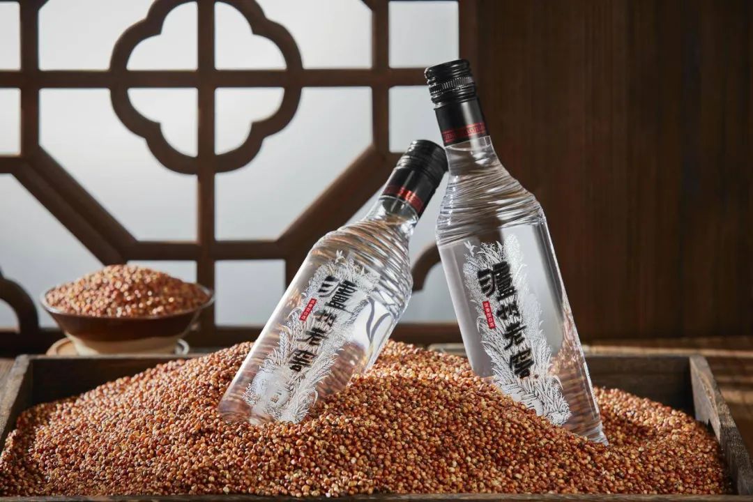 价值万亿的白酒市场,一瓶茅台99亿