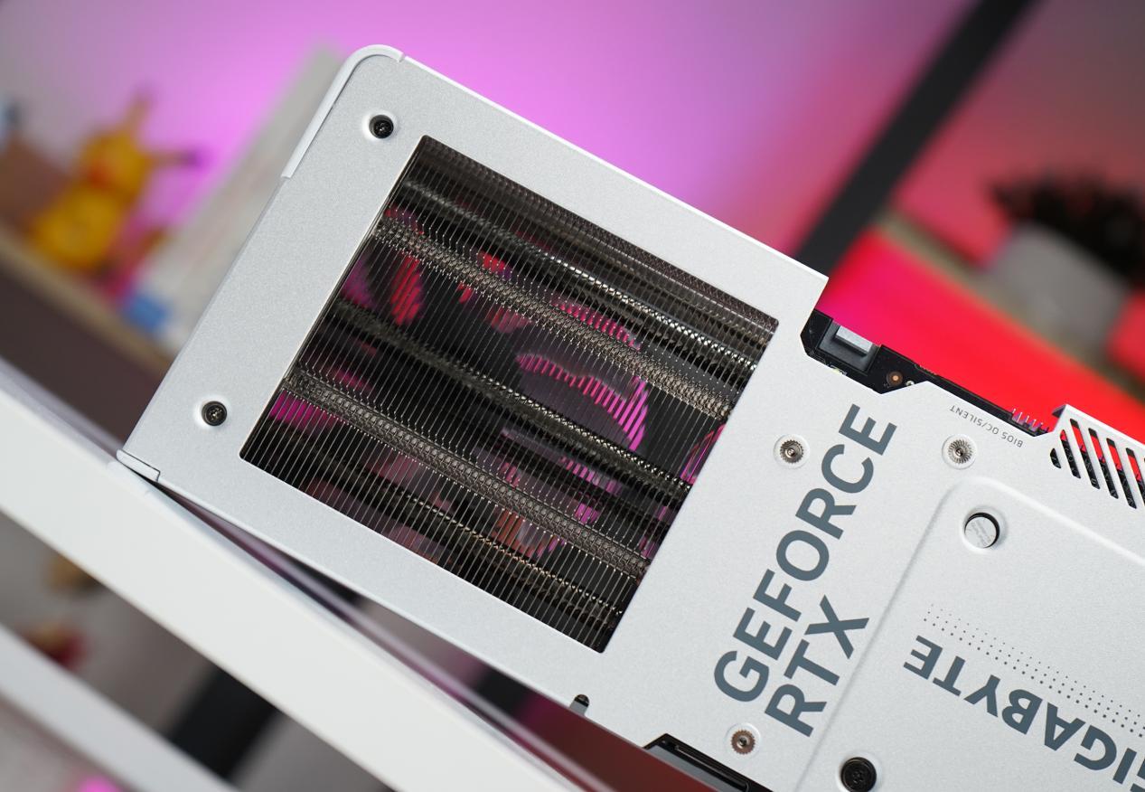 技嘉rtx4060ti雪鹰,技嘉雪鹰4060ti显卡测评