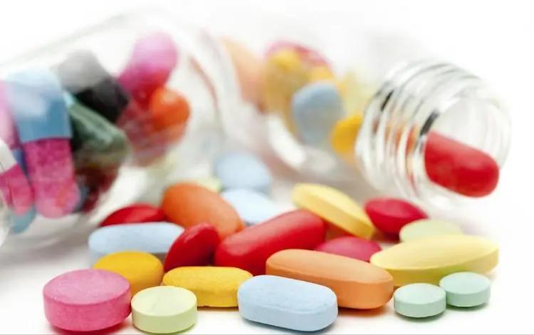 中医认为肛门瘙痒症的发病原因是什么？有何治疗建议？