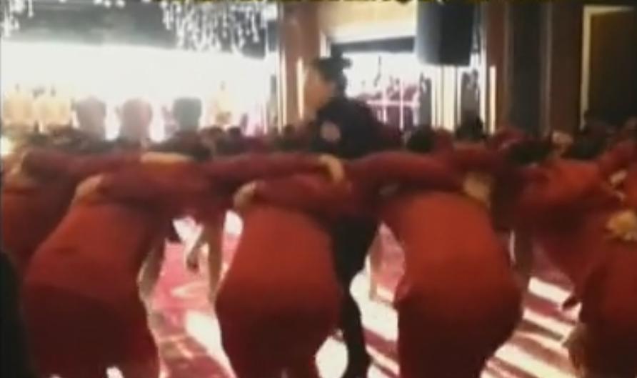 打鸡血激励搞笑,搞笑训练我们绝对是认真的