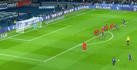 梅西大巴黎首粒进球波帅,梅西任意球绝杀里尔巴黎教练