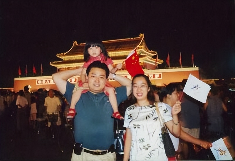 96年台湾富家女与*小平邓**警卫员订婚,女方母亲:娶妻聘金要100万