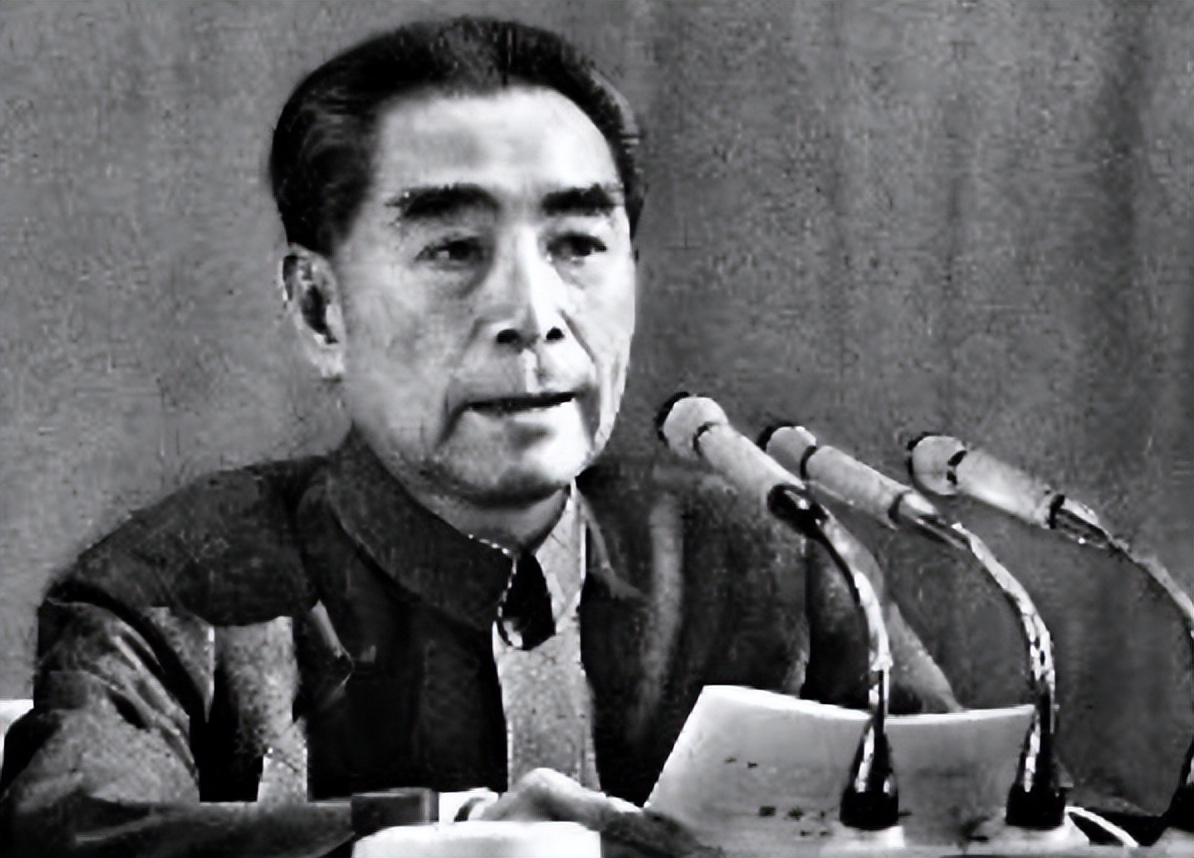 诈骗犯伪造周恩来签名，诈骗银行20万，分析物证发现：是内部人员